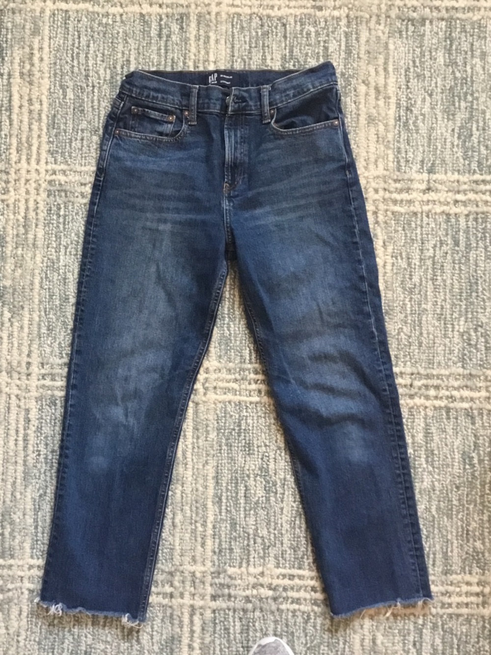 Gap straight jeans Sz 28 regular.